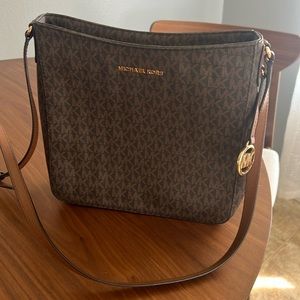 Michael Kors Crossbody